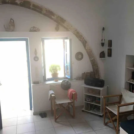 Vakantiehuis Traditional Two Story House In Galanado Naxos