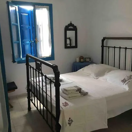Vakantiehuis Traditional Two Story House In Galanado Naxos Naxos City